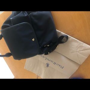 Very new condition never used received as a gift perfect for everyday